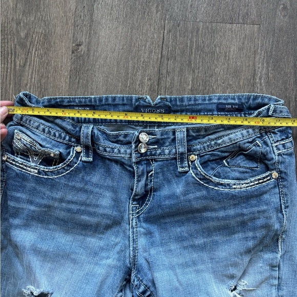 Vigoss Women's Blue Distressed Cropped Jeans - Picture 3 of 7